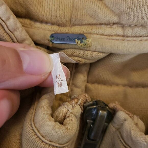 Free People Tan Quilted Dolman Jacket Size Medium - Picture 3 of 10